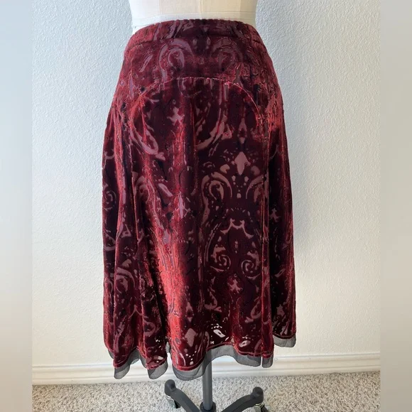 Harold's Burgundy Velvet A-Line Skirt - Picture 4 of 5